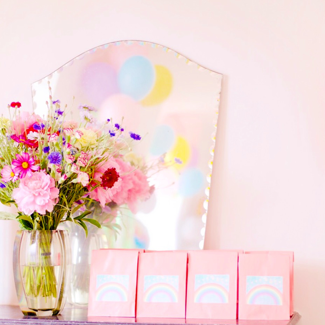 Unicorn Party Gifts See pictures in gallery pochettes surprises, Licorne peluche "twinkle little twin stars" pour les nostalgiques des années 80☺️, écouteurs Licorne, pins licorne, pendentif licorne, criterium arc en ciel ... headbands licorne, tutus arc en ciel pastel, all by Lili Bergmann Boutique Julie Bergmann✨Set design @lilibergmann flowers by @musemontmartre #kidsparty #kidsdecor #eventdecor #eventdesign #partyfavors #littletwinstars #unicorn#unicornparty #licorne #rainbow #lilibergmann #lilibergmannstudio#montmartre #abbesses