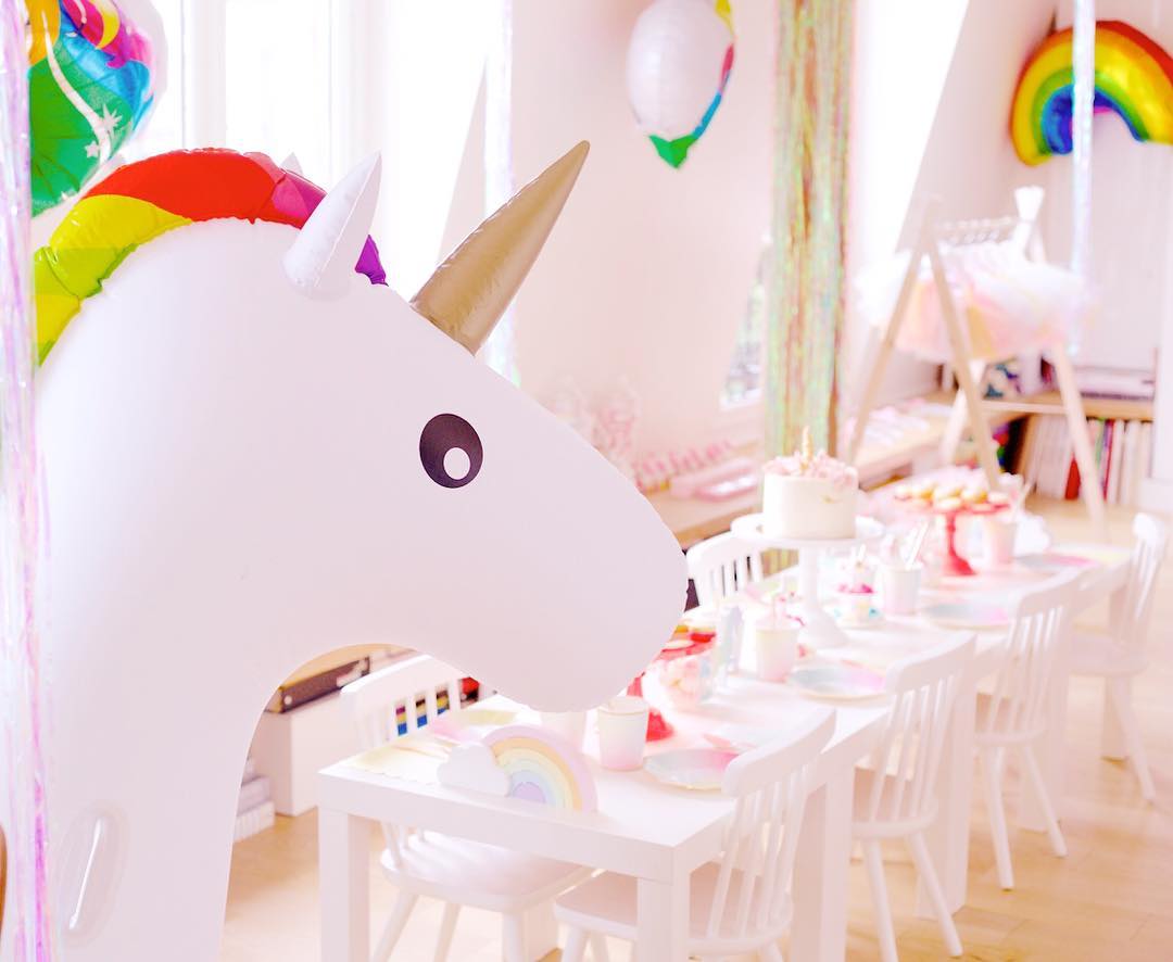 UNICORN PARTY. Holidays Unicorn Party for Miss Bianca A pastel iridescent party for little unicorns ☺️Thank you Kajsa @kajsadaisyparis for the best parties in town, and to all the parents of these adorable girls! @avaandjames @minikafamily @sophiethebody @pascalgrasso @alexandre_monney @axeldebeaufort @audreyanythink Julie Bergmann ✨Set design by Lili Bergmann✨All incredible cakes by @amandine_maispastarte #unicorn #unicornparty #kidsparty #kidsdecor #eventdecor #eventdesign #lilibergmann #lilibergmannstudio