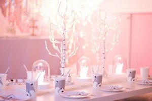 White Winter Wonderland 16.12.2017 Christmas Party✨The kids table✨& Party Design by @lilibergmann raccoon paper tableware: @monoprix /fox globes lamps: @ikeafrance #lilibergmannstudio #lilibergmann #monoprix #ikeavinter2017 #ikea #noël#tabledenoel #christmastable #kidstable #winterwonderland #whitechristmas #whitewinterwonderland